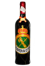 Cargar imagen en el visor de la galería, Botella vino Guardia Civil - Delampa
